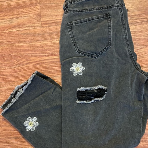 Gemma Rae Junior High Rise Jeans - Picture 6 of 6